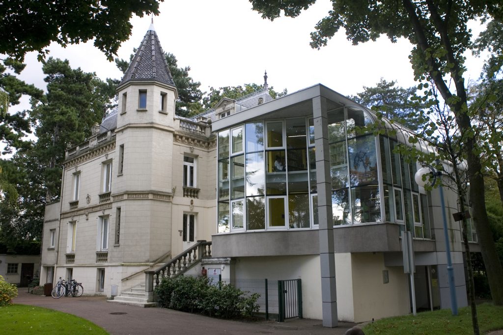 Bibliothèque Dumont