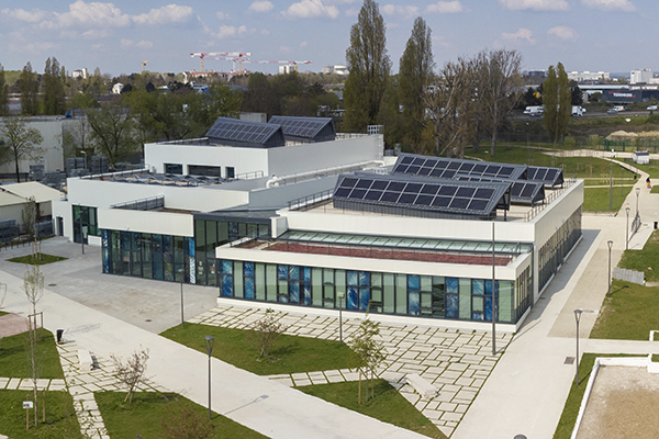 Espace Jules Verne centrale solaire